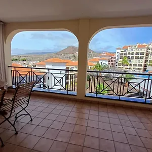 Dinastia B401 By Tenerife & Sales , Los Cristianos (Tenerife) Spanje